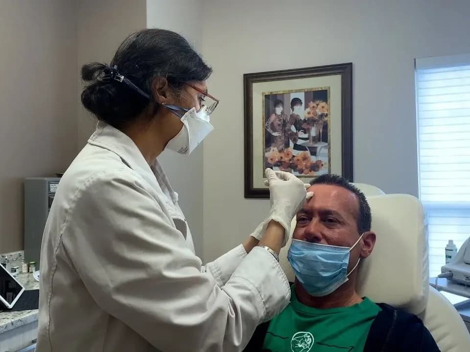 Dr. Shalini Gupta treating a patient at The Dermatology, Laser & Vein Center in Montgomery, Cincinnati